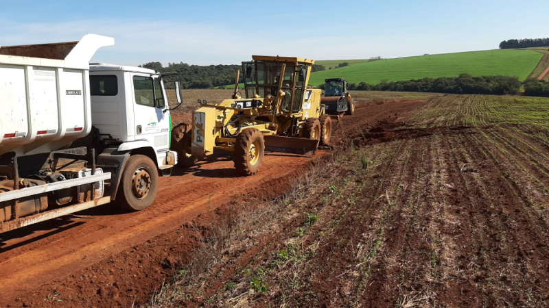 Secretaria de Obras de Santa Bárbara revitalizou trecho da estrada de Capão Alto